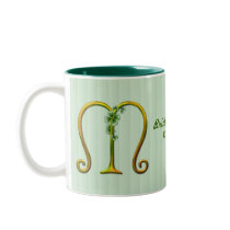 Iers Gouden Monogram M