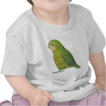 Jonge Vrouwelijke Kakapo Tshirts