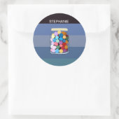 С kleurrijke snoepjes in een glazen pot ronde sticker (Tas)