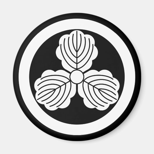 丸に三つ柏 MAGNEET (Voorkant)