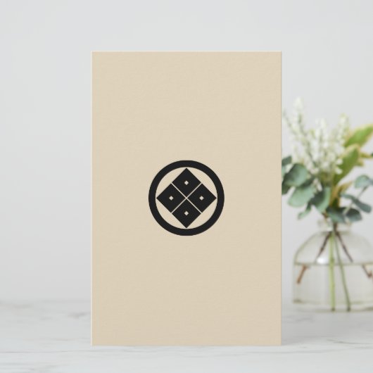 丸に隅立て四つ目 BRIEFPAPIER (Staand voorkant)