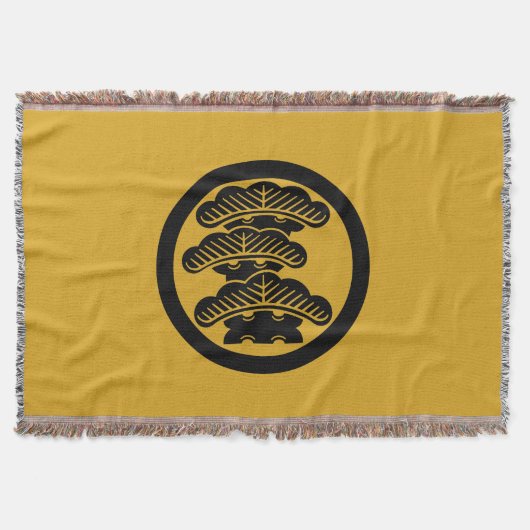 丸 に 三 階 松 DEKEN (Voorkant)