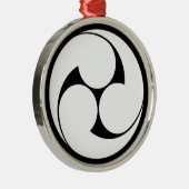 左 つ 巴 (地 抜 き) METALEN ORNAMENT (Rechts)