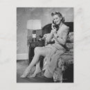 Zoek naar sensualiteit briefkaarten Kijkend naar camera