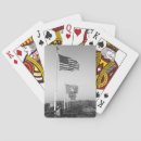 Zoek naar black and white speelkaarten Outdoors