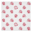 Zoek naar rode lippenstift posters Kus