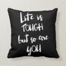 Zoek naar inspiratie kussens Typografie