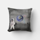 Zoek naar astronaut kussens Universum