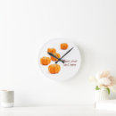 Zoek naar snoep klokken Halloween