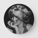 Zoek naar monroe klokken Liefde