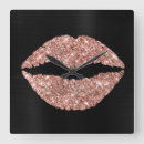 Zoek naar gouden lippen kunst Make up