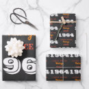 Zoek naar oude cadeaupapier Voor hem