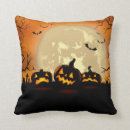 Zoek naar enge kussens Spooky