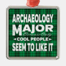 Zoek naar pleister ornamenten Student archeologie