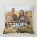 Zoek naar elegant kussens Foto