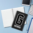 Zoek naar initialen notitieboeken Voor hem