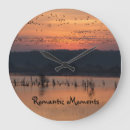 Zoek naar romantische klokken Foto
