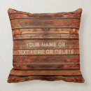 Zoek naar oud kussens Voor hem