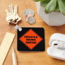 Zoek naar gevaarlijk sleutelhangers Voor hem