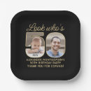 Zoek naar papieren bordjes Elk persoon