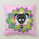 Zoek naar quinn kussens Tattoo