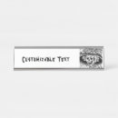 Zoek naar schedel naambordjes Dag van de dood