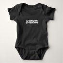 Zoek naar crypto babykleding Geld