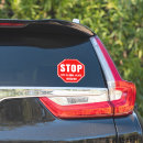 Zoek naar anti immigratie bumperstickers Grens