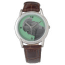 Zoek naar mystieke horloges Voor hem