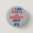 Zoek naar merch buttons Kamala harris