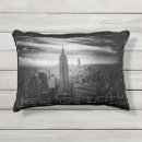 Zoek naar stad kussens Typografie