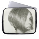 Zoek naar blond laptop sleeves Haarstijl