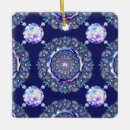 Zoek naar gekleurde ornamenten Mandala