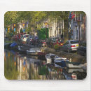 Zoek naar gebouw muismatten Kleurrijk