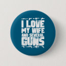 Zoek naar geweer buttons Vrouw