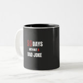 00 dagen zonder een grap van papa tweekleurige koffiemok (Voorkant links)