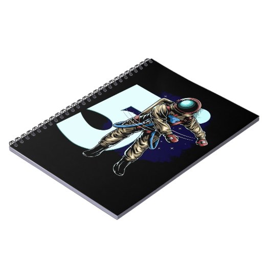 01.5th Birthday Boy Flossing Astronaut Vijf jaar Notitieboek (Linkerzijde)