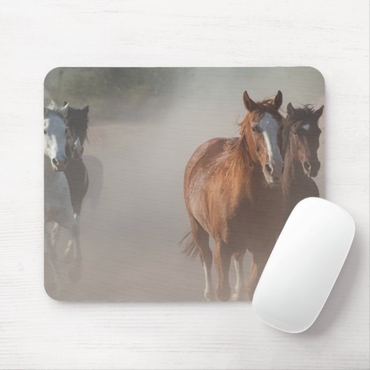 0800-Wilde Mustangs Hardlopen Muismat (Met muis)