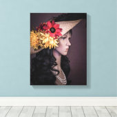 0838-Koloniale dame met groot Pet en bloemen Canvas Afdruk (Insitu (Houten vloer))