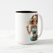 08A Dollz by: Svace - Series 01 Tweekleurige Koffiemok (Voorkant rechts)