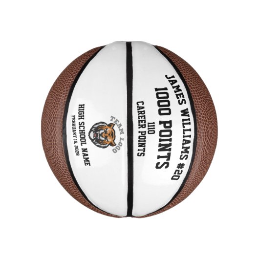 1000 Punten Mijlpaal Gepersonaliseerd Herdenking Basketbal (Verticaal)