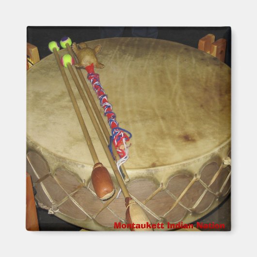 100_0046, Montaukett Indiase natie Magneet (Voorkant)