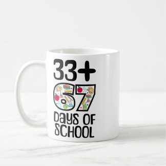 100 dagen, 33 plus 67 op school, leraar en leerlin koffiemok