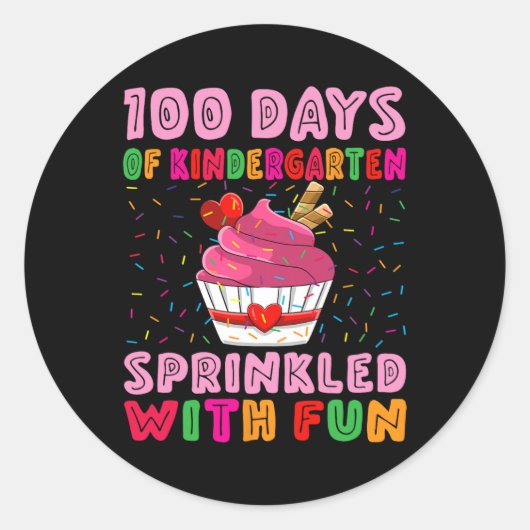 100 dagen kleuterschool bestrooid met leuke cupcak ronde sticker (Voorkant)