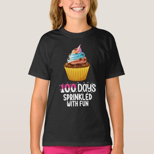 100 dagen met leuke cupcakes bespikkeld schooljuf t-shirt (Voorkant)