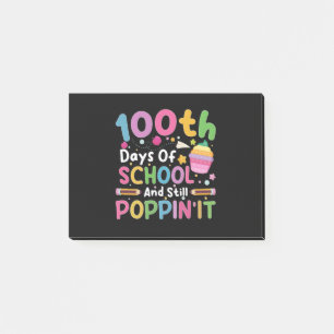 100 dagen school en nog steeds poppend meisje  post-it® notes