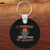 100 dagen schoolbasketbal 100e dag Mannen Sleutelhanger (Voorkant)