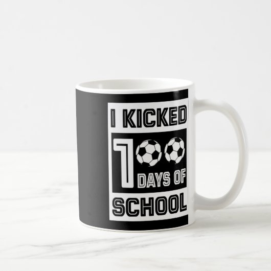 100 dagen schoolplezier 100 dagen voor voetbal koffiemok (Rechts)
