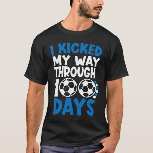 100 dagen schoolvoetbal jongens kind 100ste dag va t-shirt (Voorkant)