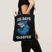 100 dagen Sharper Shark 100e dag van school Gym Tote Bag (Dichtbij)